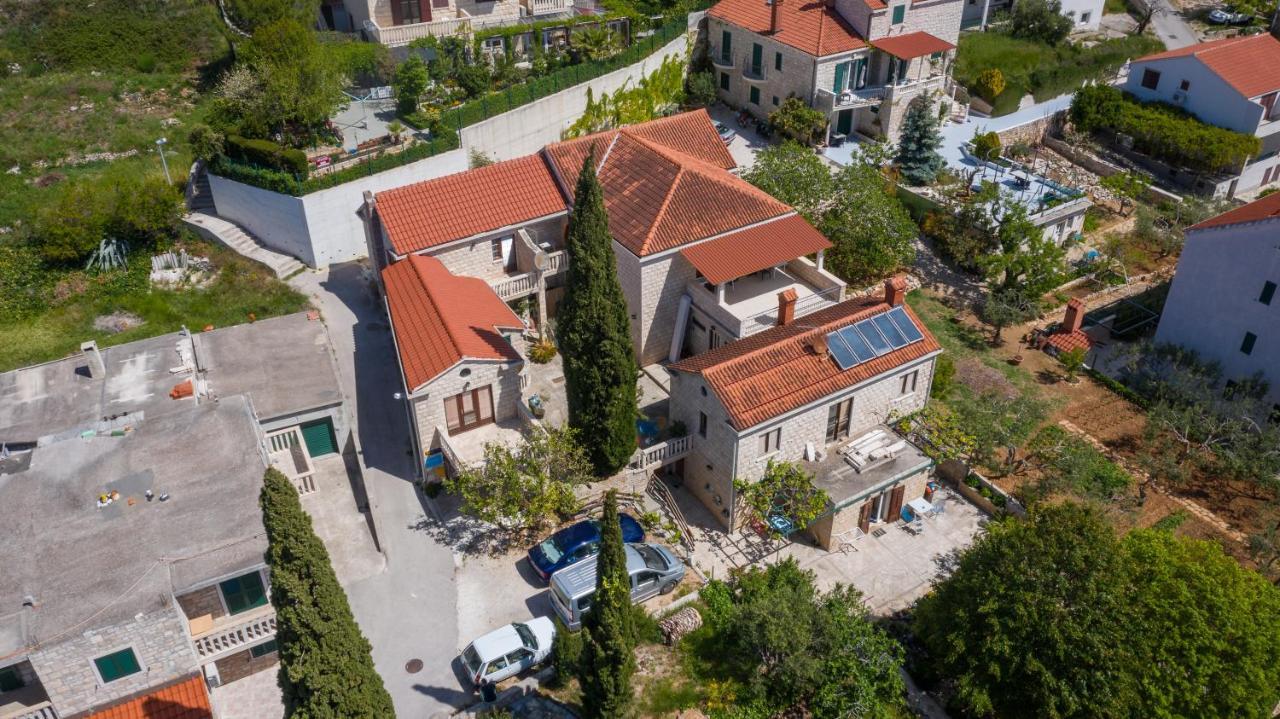 Отель Sd House Бол Экстерьер фото